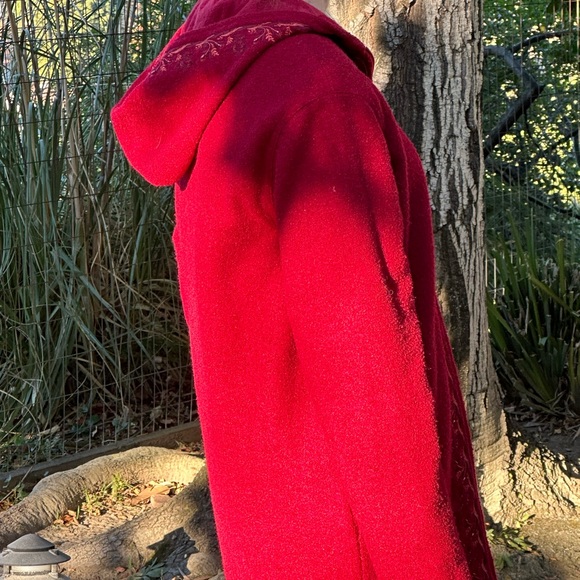 MFABoston Coat - Picture 5 of 9